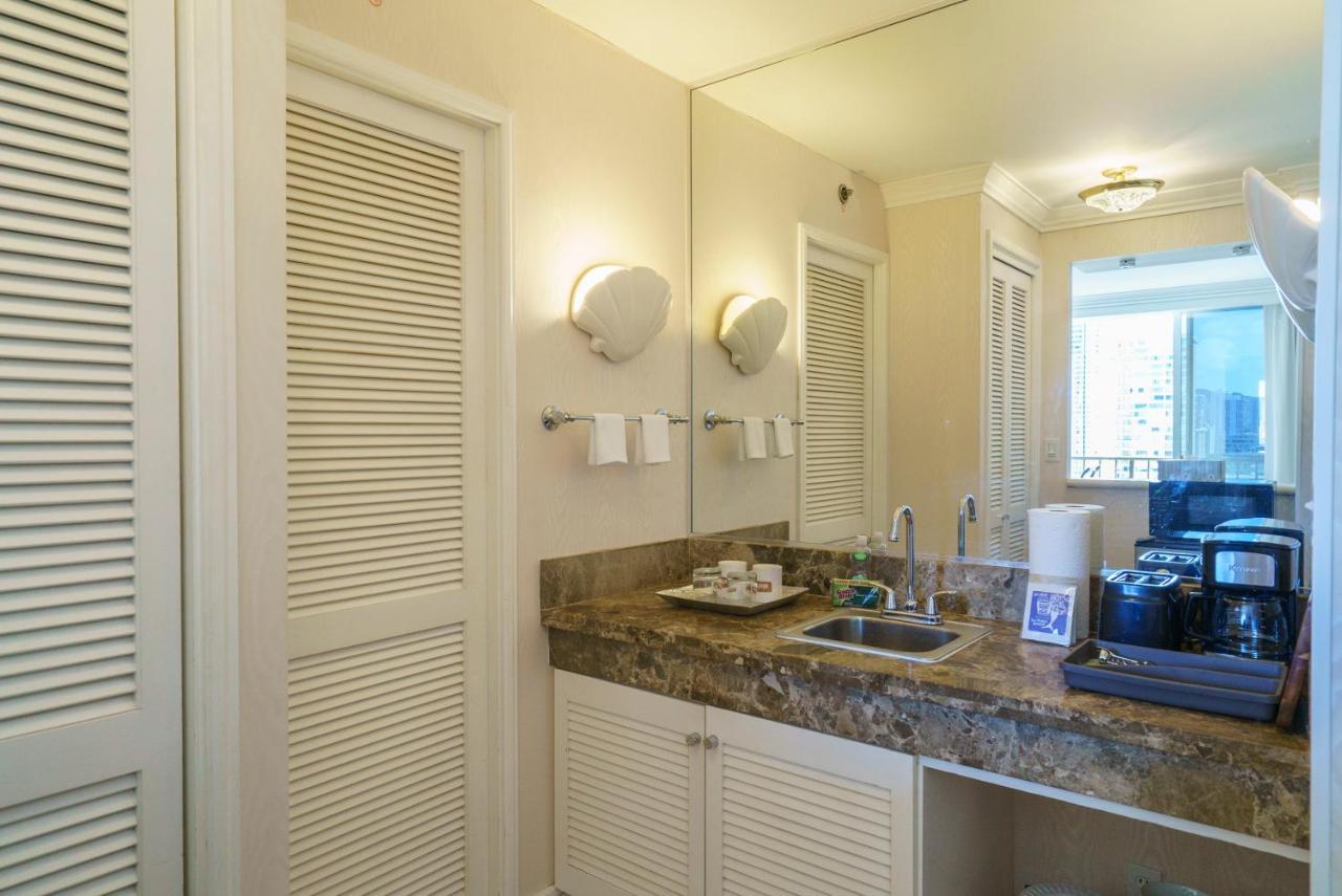 Studio Unit At The Royal Garden, In Waikiki ワイキキ・ロイヤルガーデン Honolulu Eksteriør billede